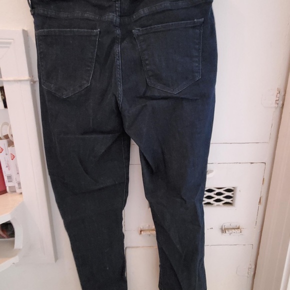 Universal Thread Dark Straight Fit Jean - Picture 3 of 4